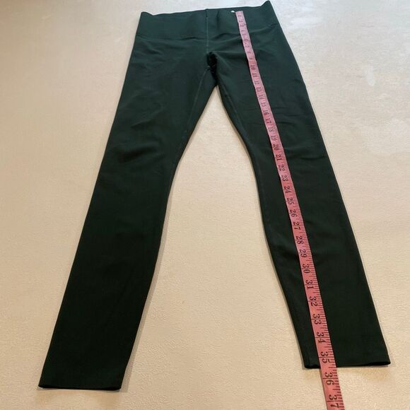 Fabletics Women’s Green High Rise Leggings Size M Athletic Yoga Pants - Picture 8 of 8